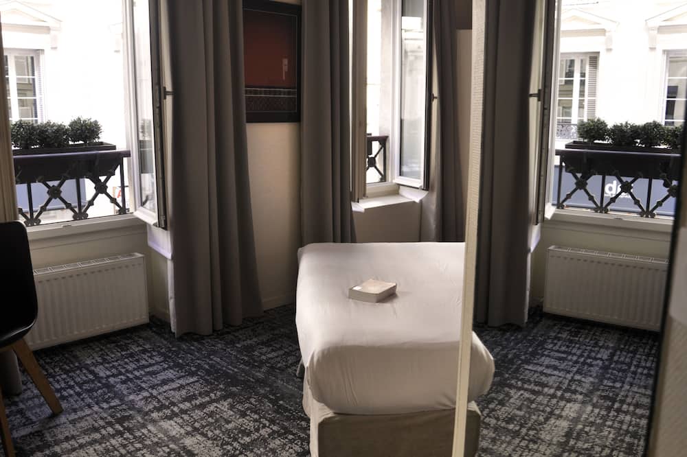 ホテル フランス アルビオン 写真