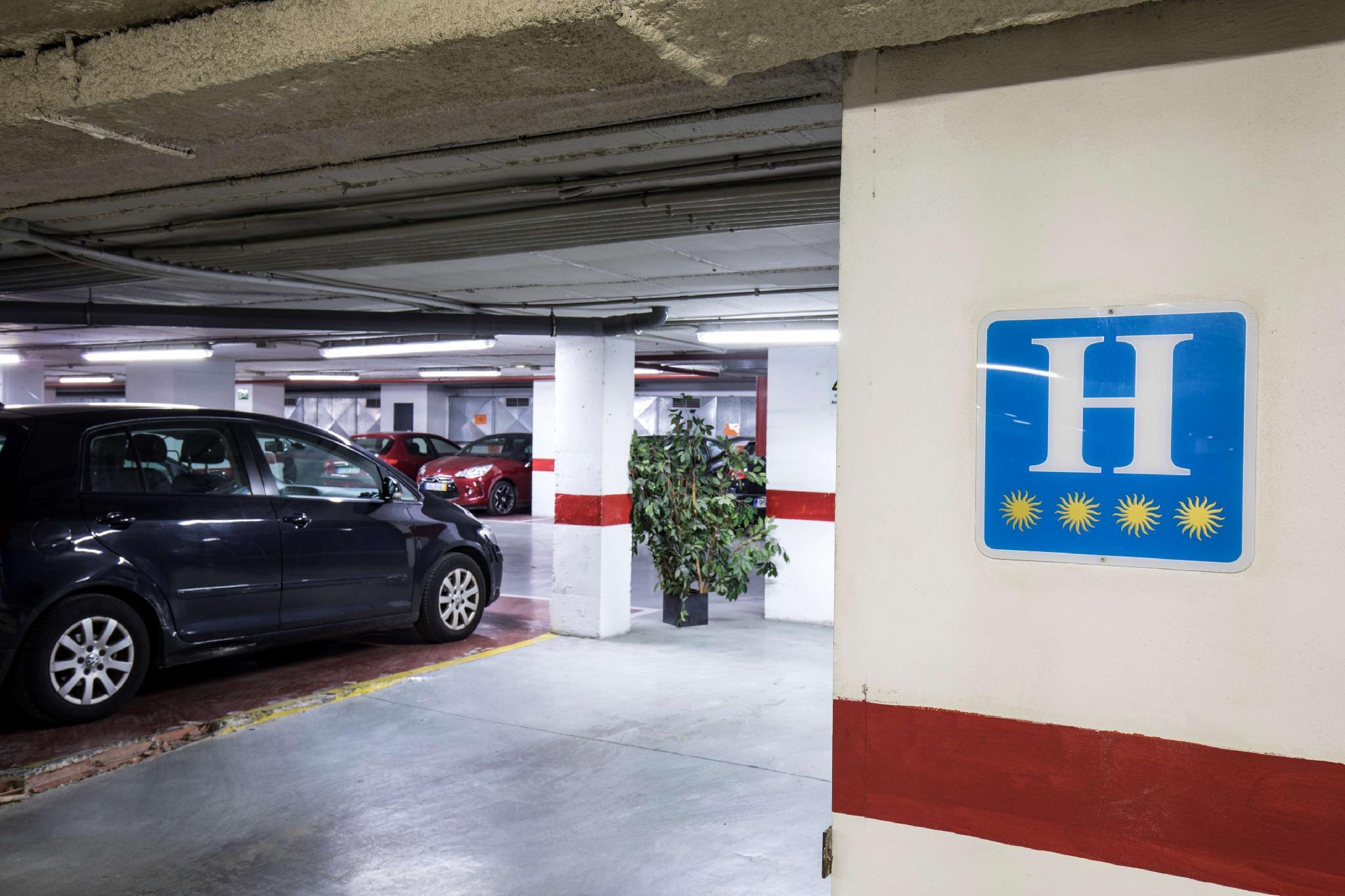 ユーロスターズ マラガ 写真