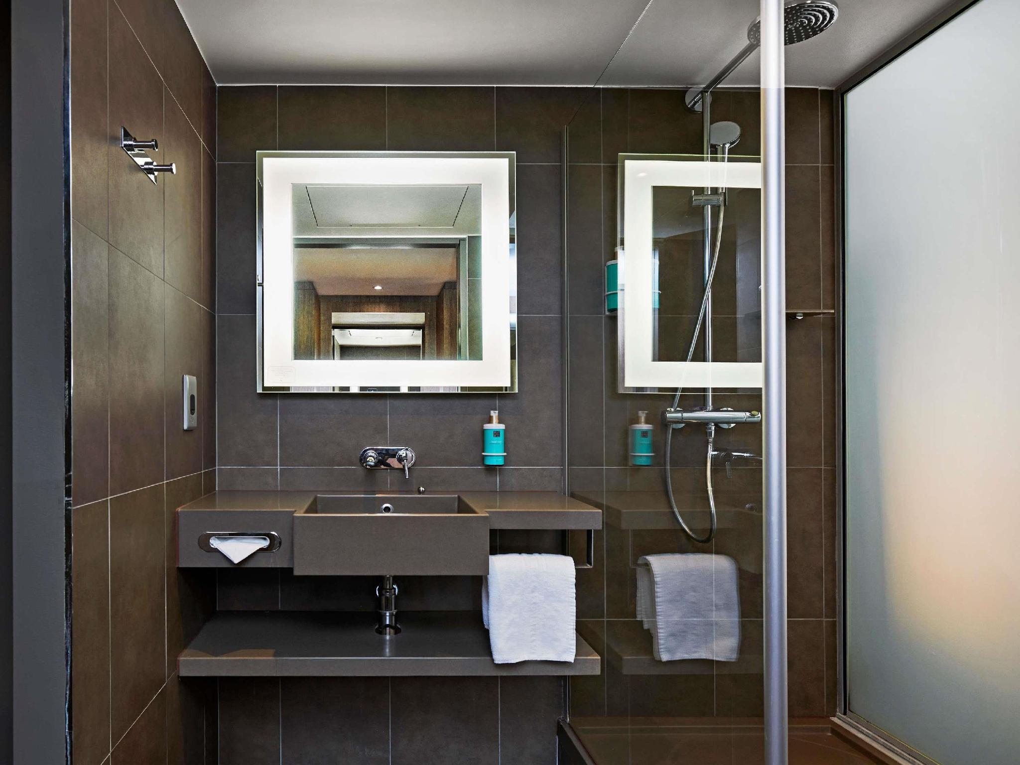 ノボテル ロンドン タワー ブリッジ 写真