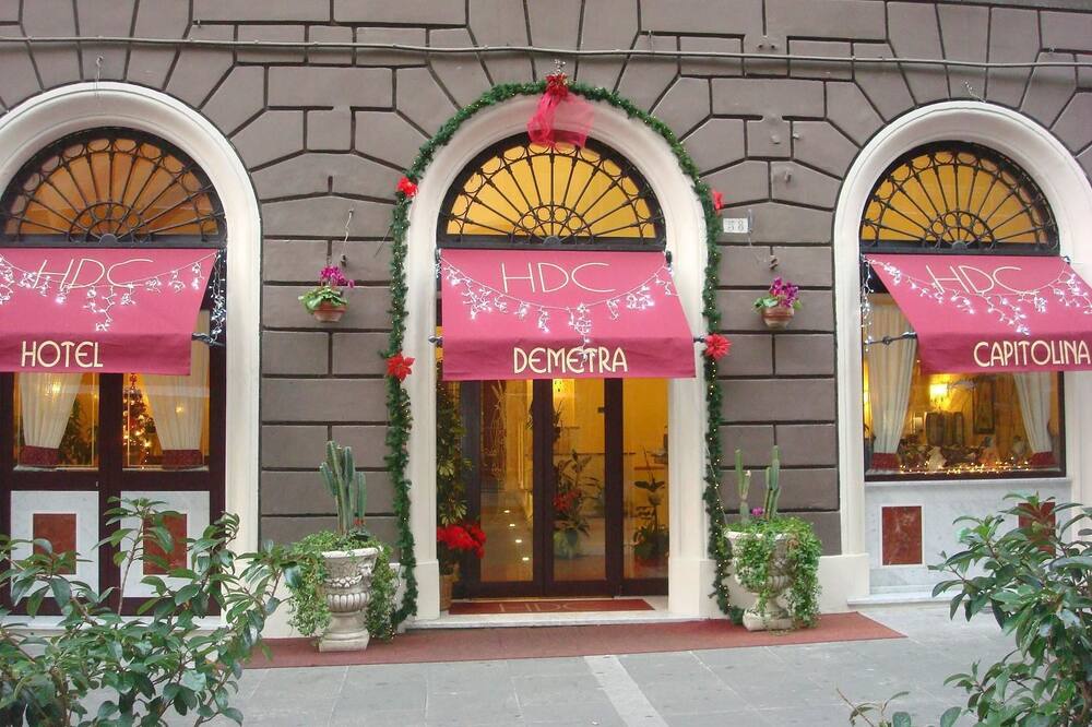 ホテル デメトラ キャピトリーナ 写真