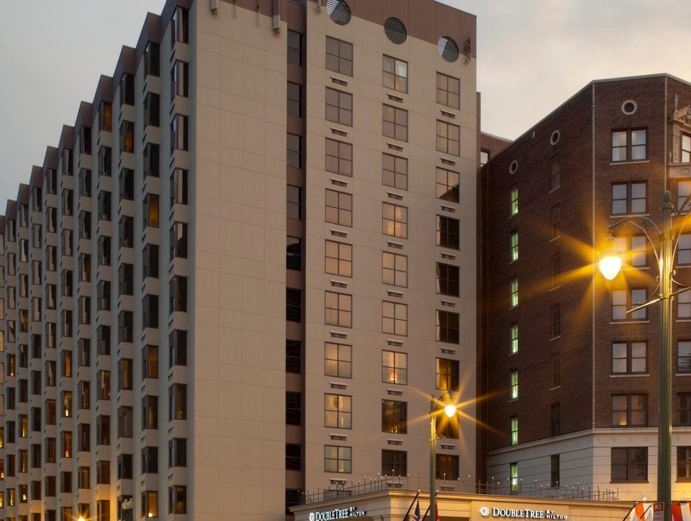 DoubleTree by Hilton Hotel Memphis Downtown 写真