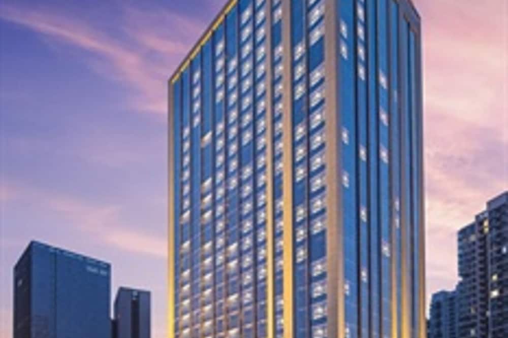 ハワード ジョンソン カンダー プラザ チンタオ (青島康大豪生大酒店) 写真