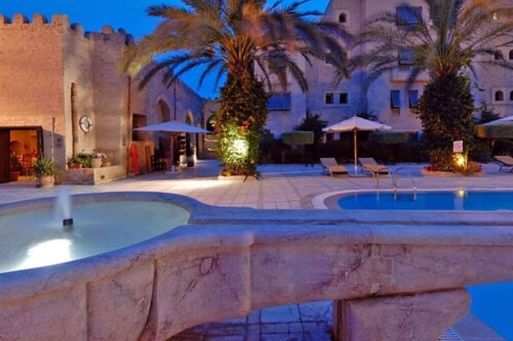 ラ カシュバ ホテル 写真