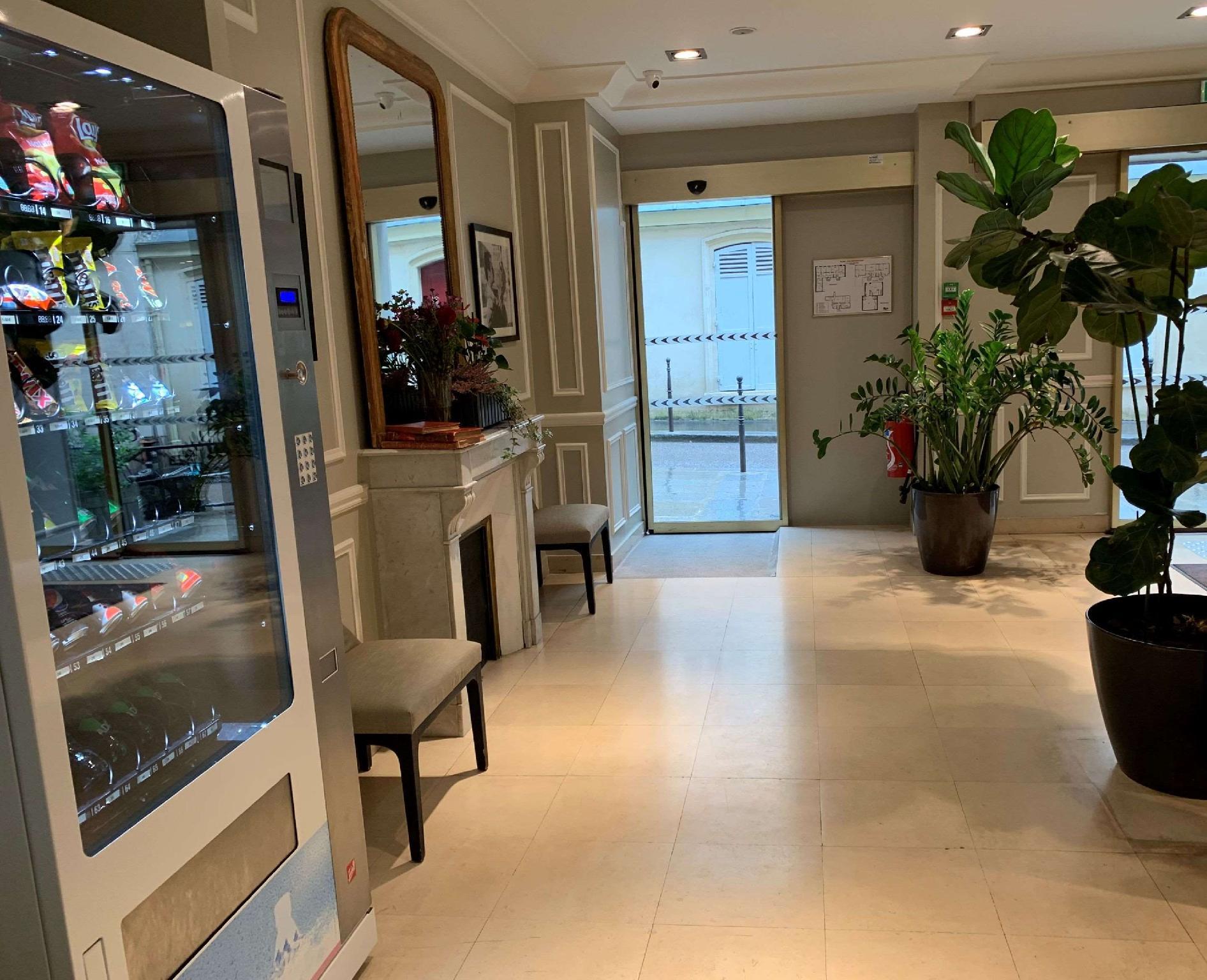 ホテル セントラル サンジェルマン 写真