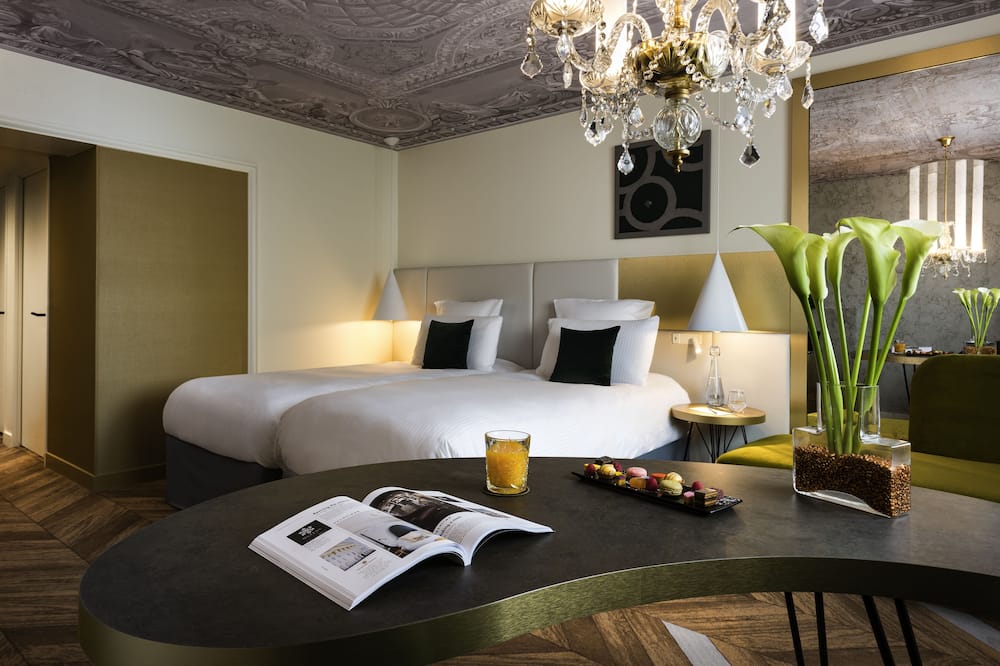 ル ルイ ホテル ヴェルサイユ シャトー エムギャラリー