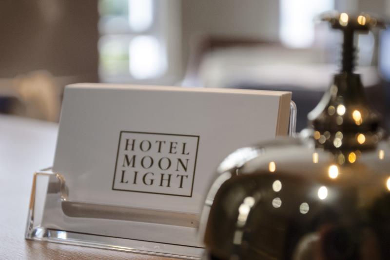 ホテル ムーンライト 写真