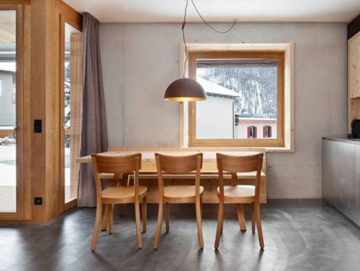 アルパイン ロッジ チェサ プラットナー 写真