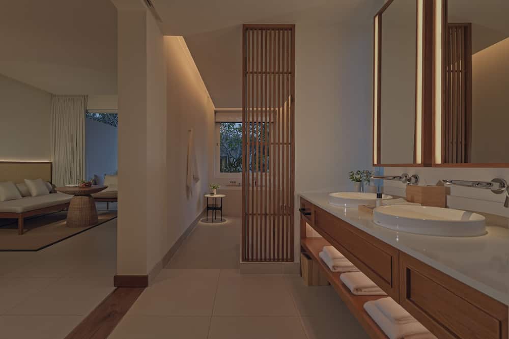 アゼライ ケ ガ ベイ 写真