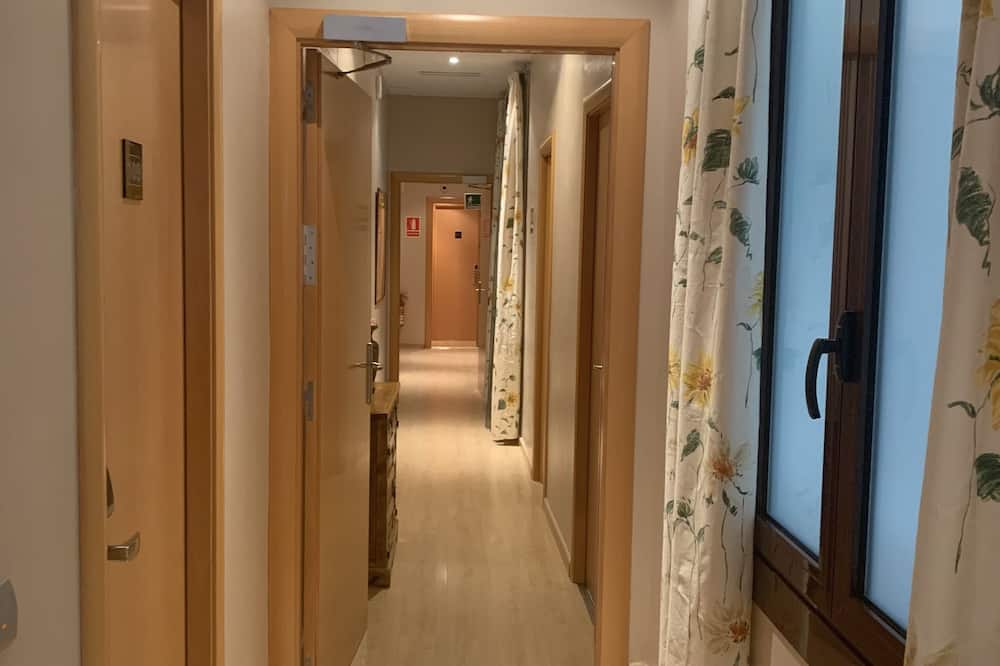 シウダッド コンダル 写真