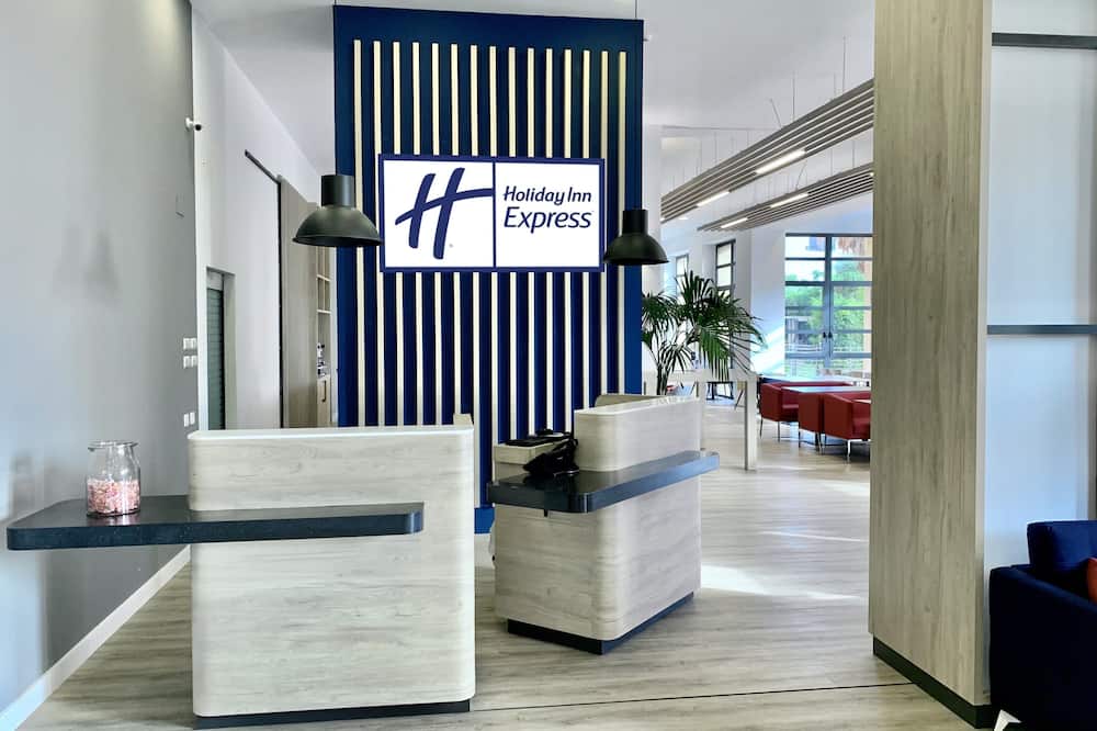 Holiday Inn Express Ciudad de las Ciencias By IHG 写真