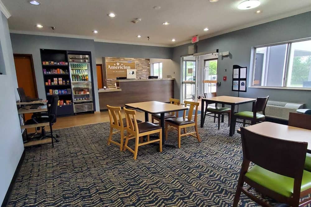 アメリカン バイ ウィンダム ミノット 写真