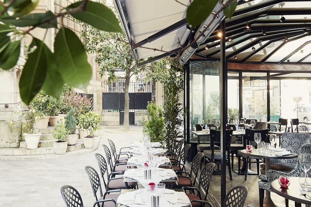 ホテル ルーメン パリ ルーブル 写真