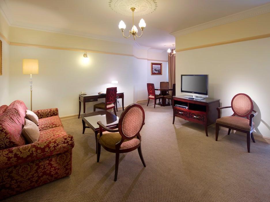 ロイヤル アルバート アパートメンツ ホテル 写真