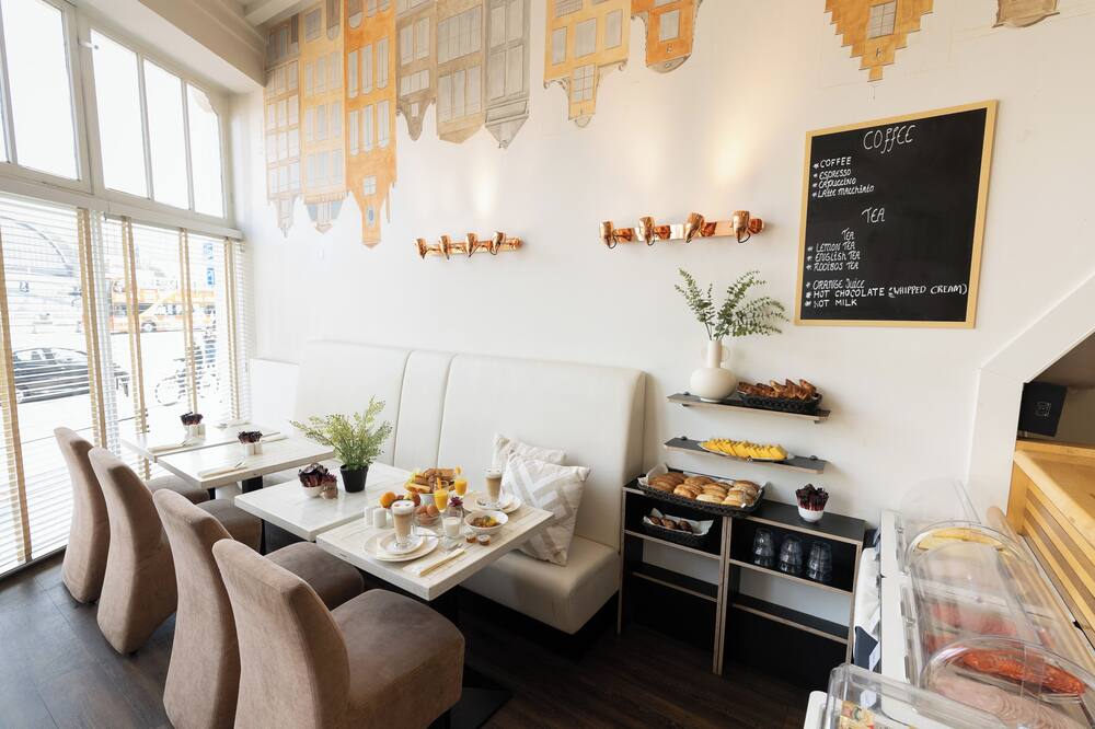 ムルタトゥリ ホテル 写真