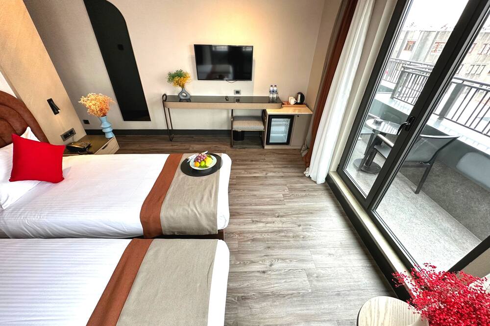 エディション オールド シティ ホテル 写真