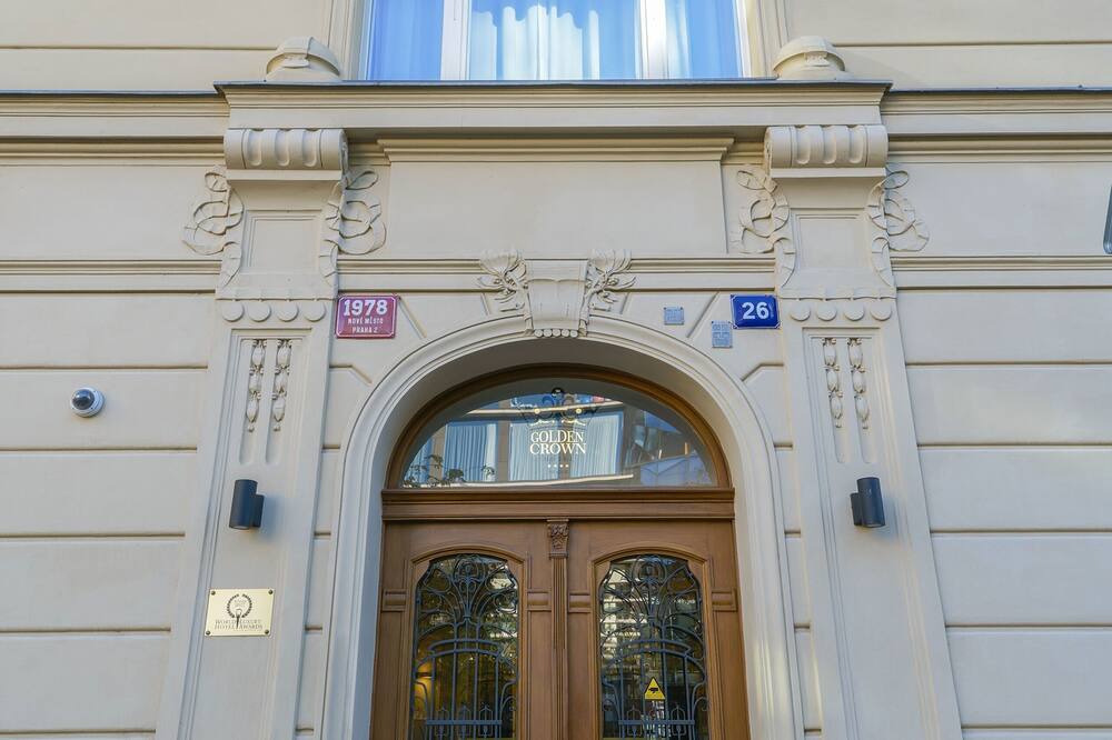 ホテル ゴールデン クラウン 写真