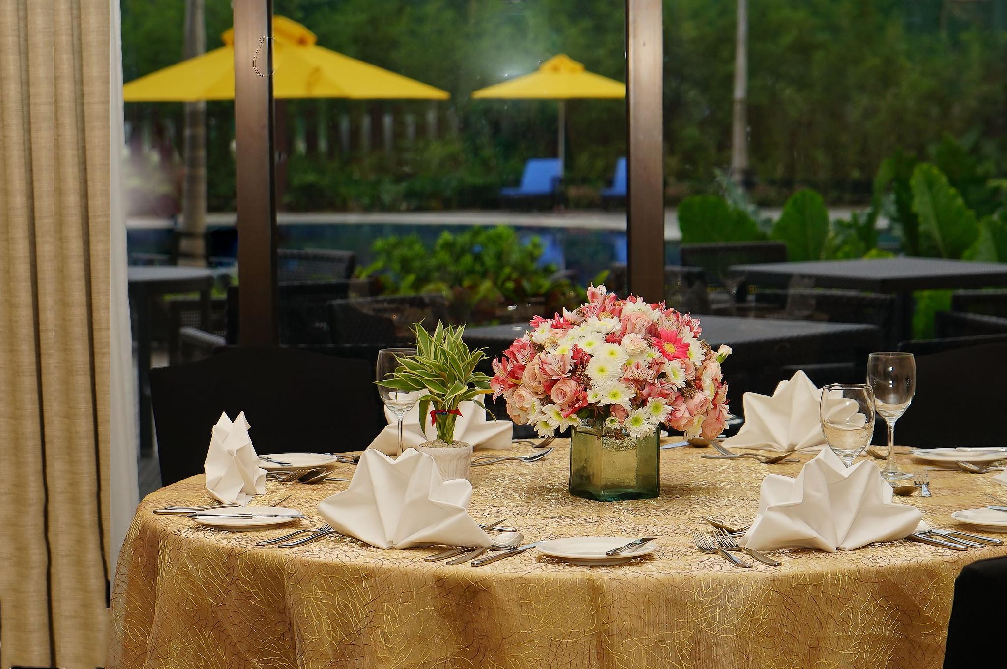 ザ ベイリーフ カヴィテ 写真