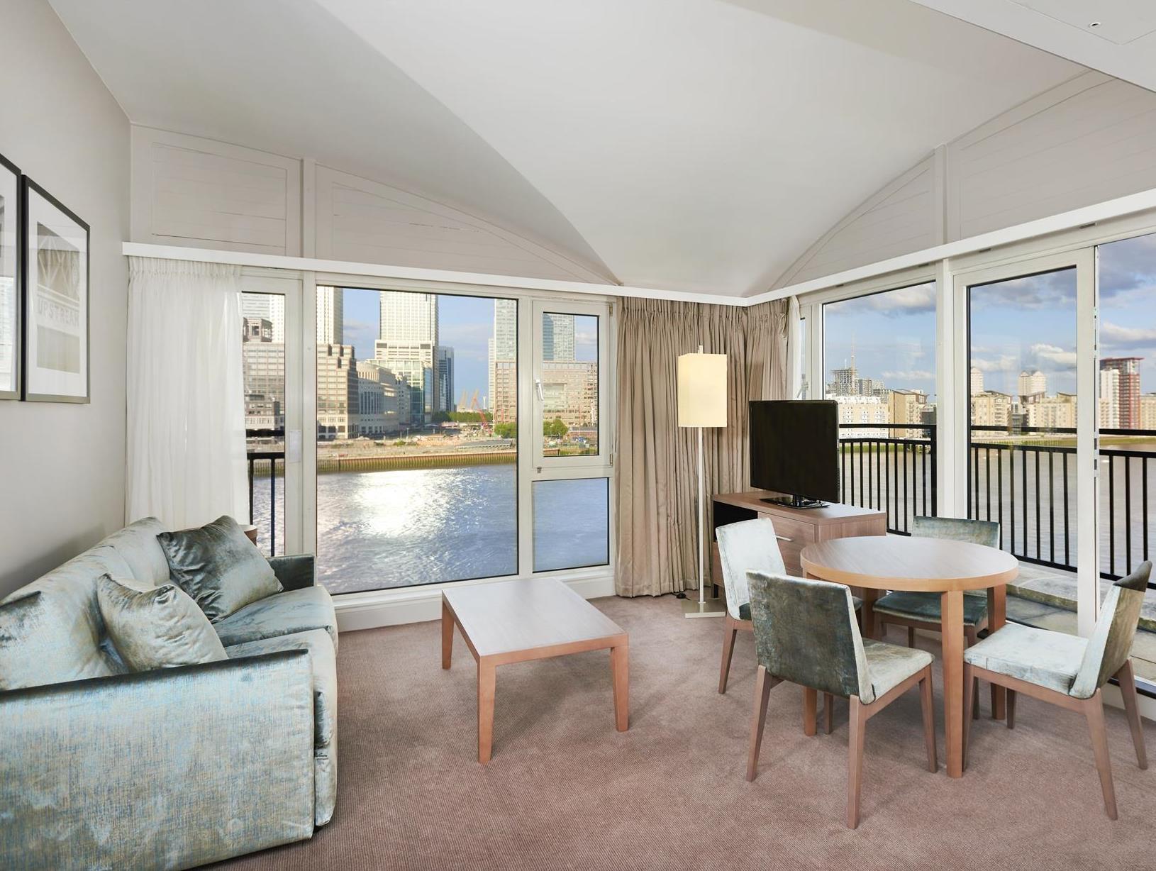 ダブルツリー バイ ヒルトン ロンドン ドックランズ リバーサイド 写真