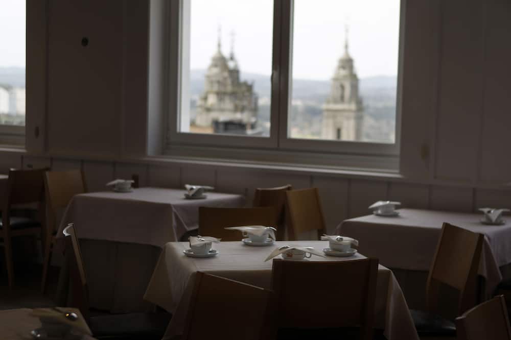 Hotel Mendez Nunez 写真