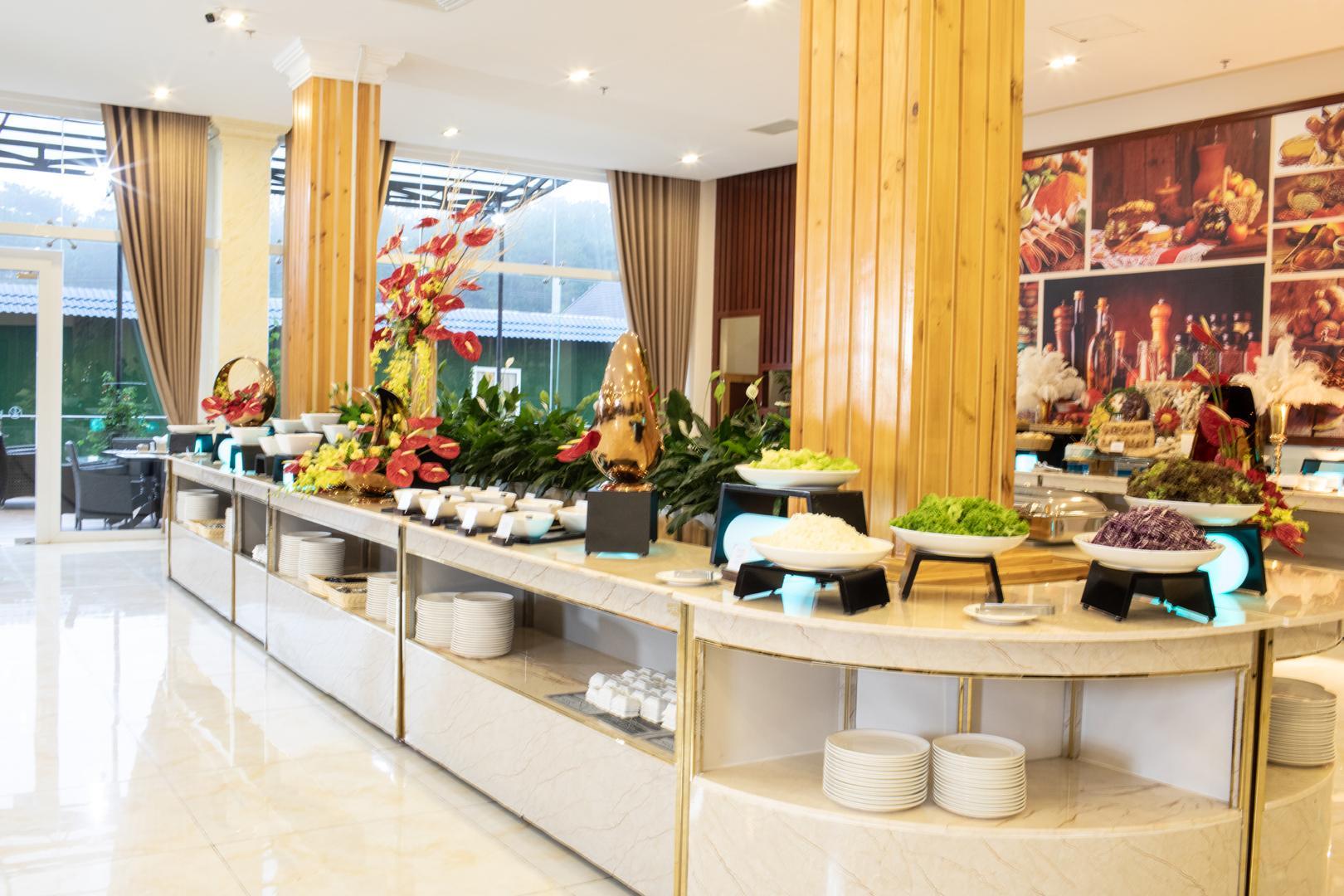 ラダラット ホテル 写真