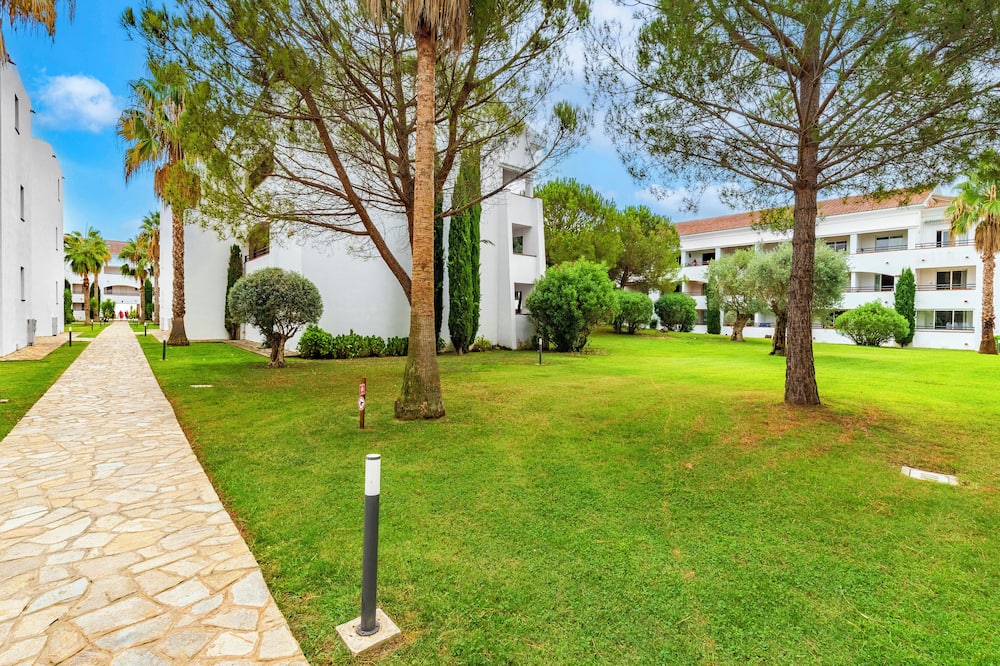 ラグランジュ バカンシーズ ソーニュ ディ レナ 写真