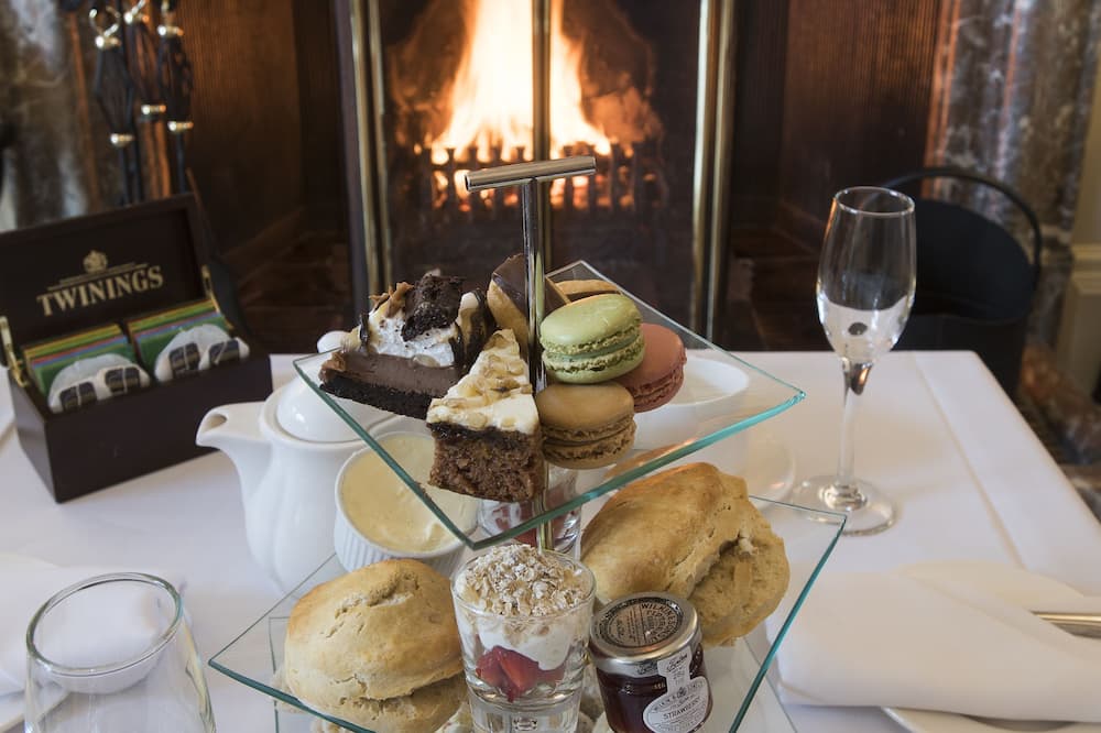 Crown & Mitre Hotel; Sure Hotel Collection by Best Western 写真