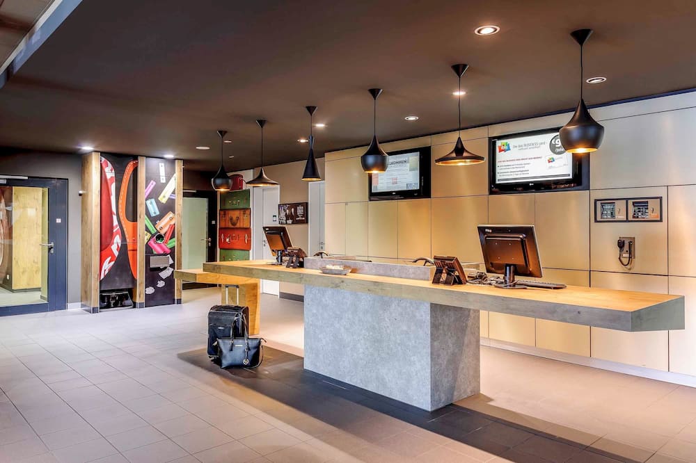 イビス コンスタンツ 写真