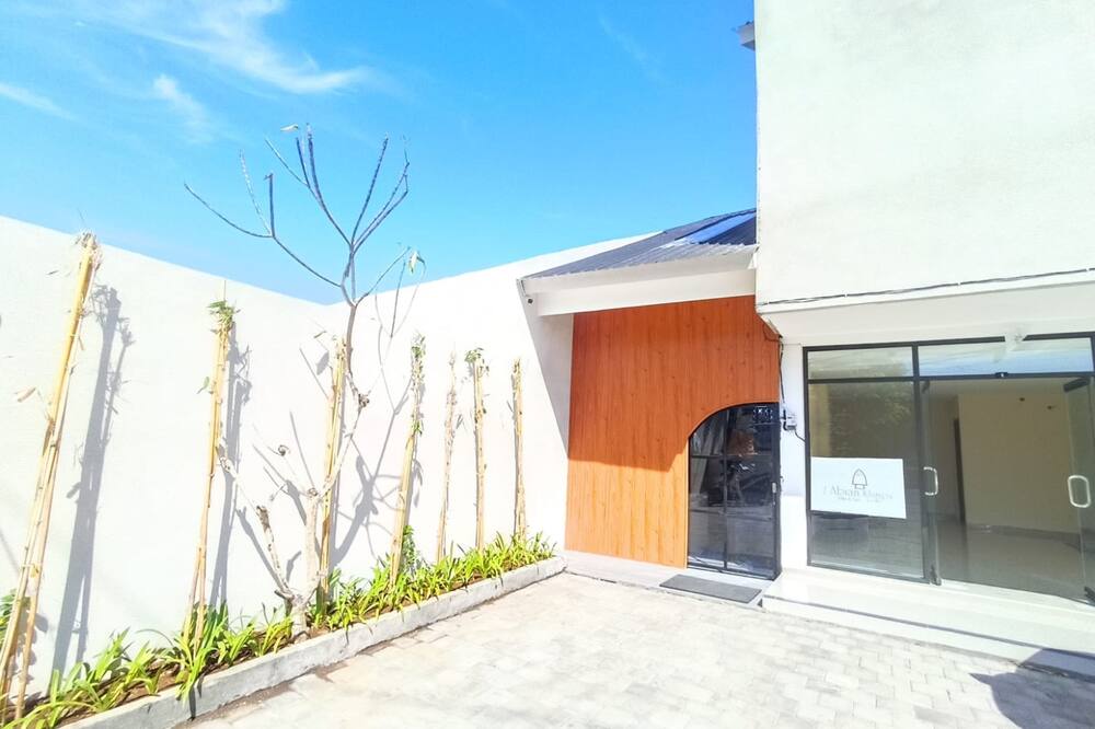 アビアン クランプ ヴィラ & スパ サヌール バリ 写真