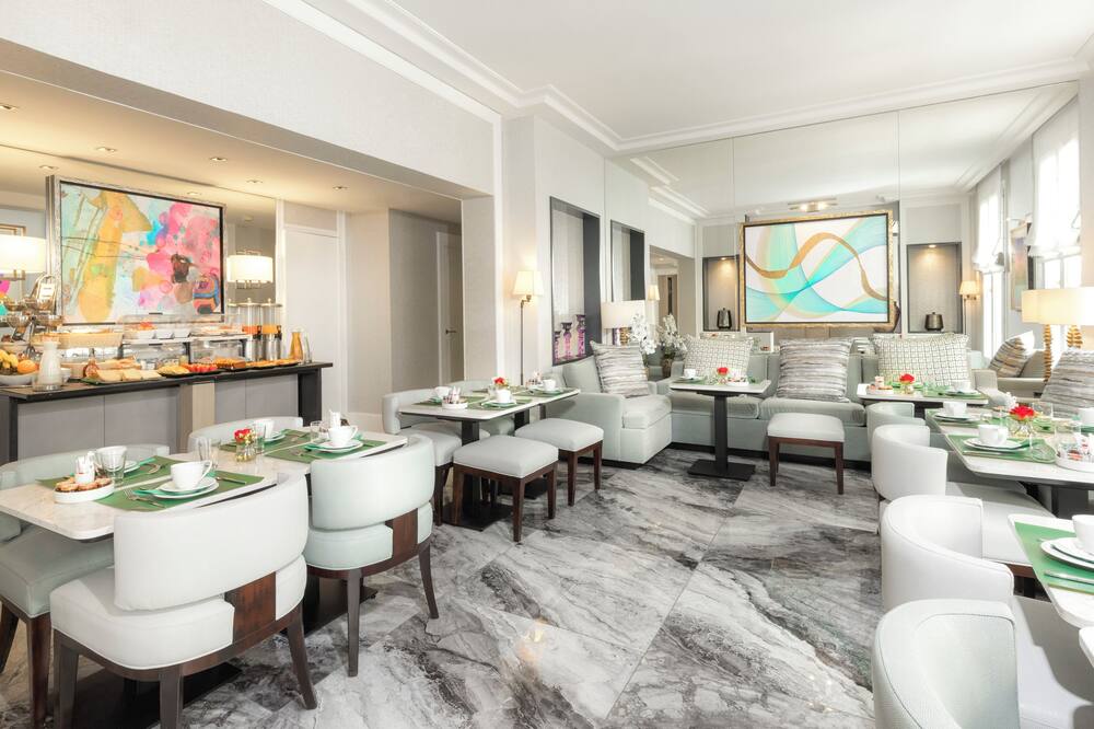 オテル デュ ボワ シャンゼリゼ 写真