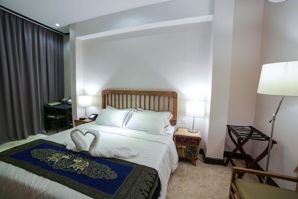 1825 ギャラリー ホテル 写真