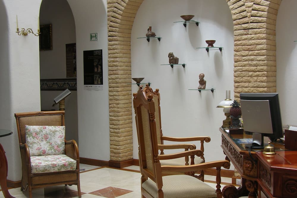 ホテル エル レリカリオ デル カルメン 写真