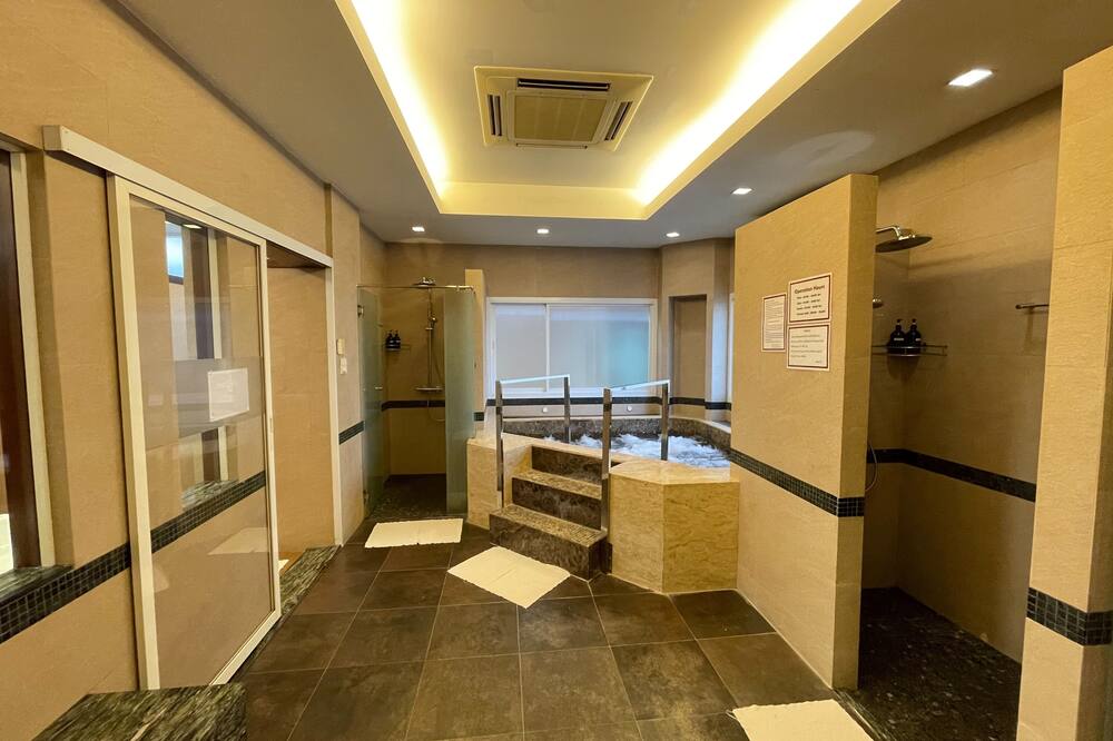 ラオ プラザ ホテル 写真