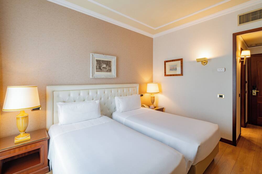 ホテル インテルナツィオナーレ 写真