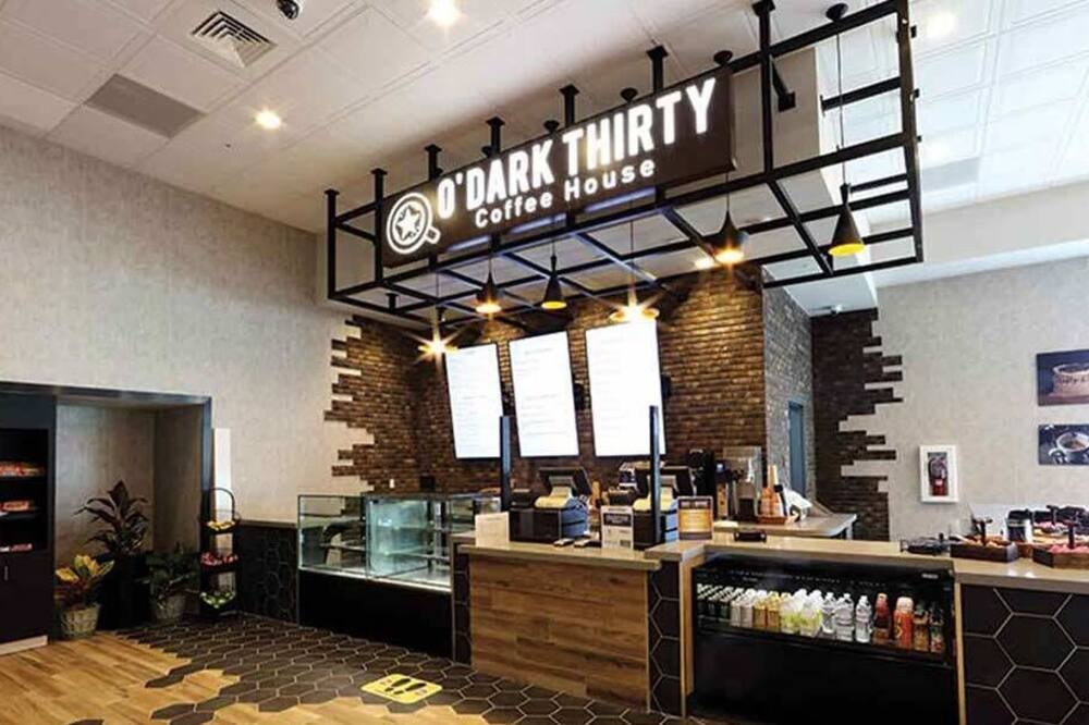 オーク グローブ レイシング ゲミング & ホテル 写真