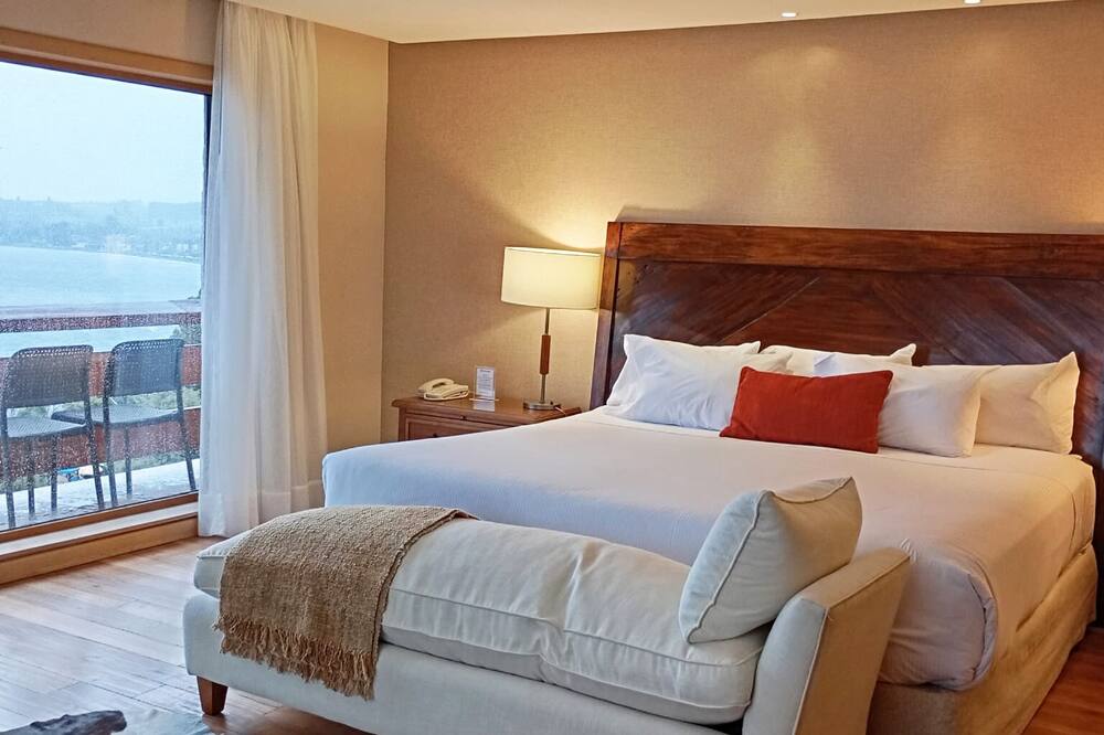 ウィンダム プエルト バラス ペトラ 写真