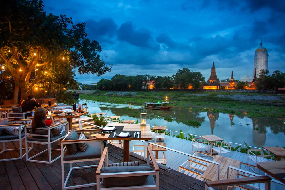 サラ アユタヤ 写真