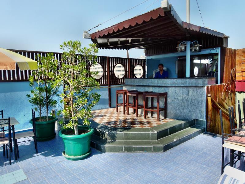 ナイト アーマー ホテル 写真