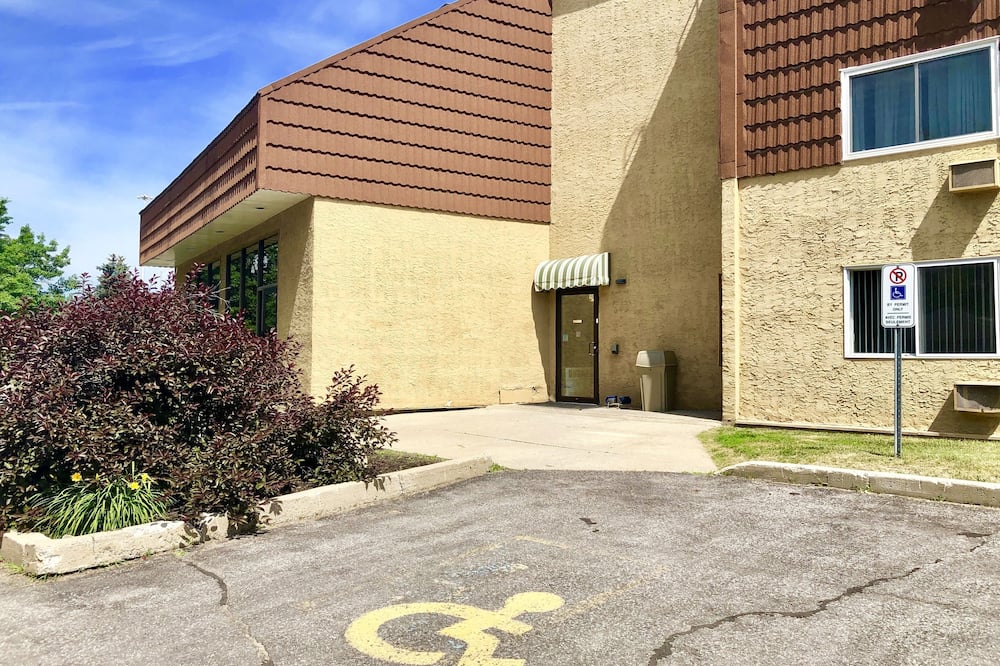 トラベロッジ バイ ウィンダム オタワ イースト 写真