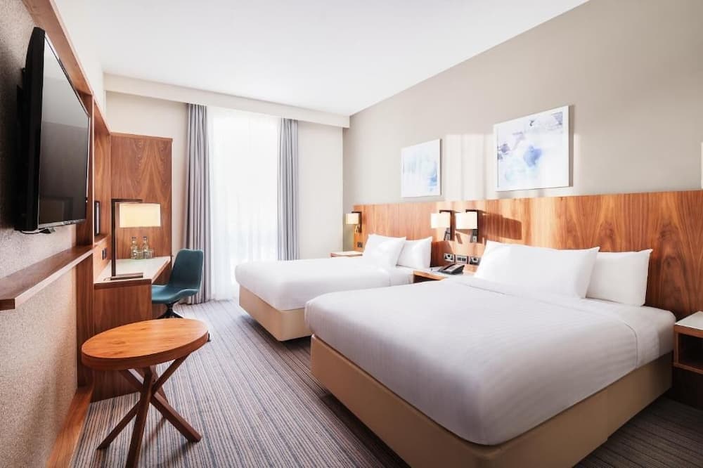 コートヤード バイ マリオット ロンドン ガトウィック エアポート 写真