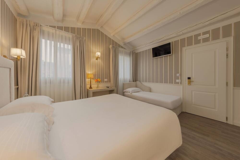 ホテル バルトロメオ 写真