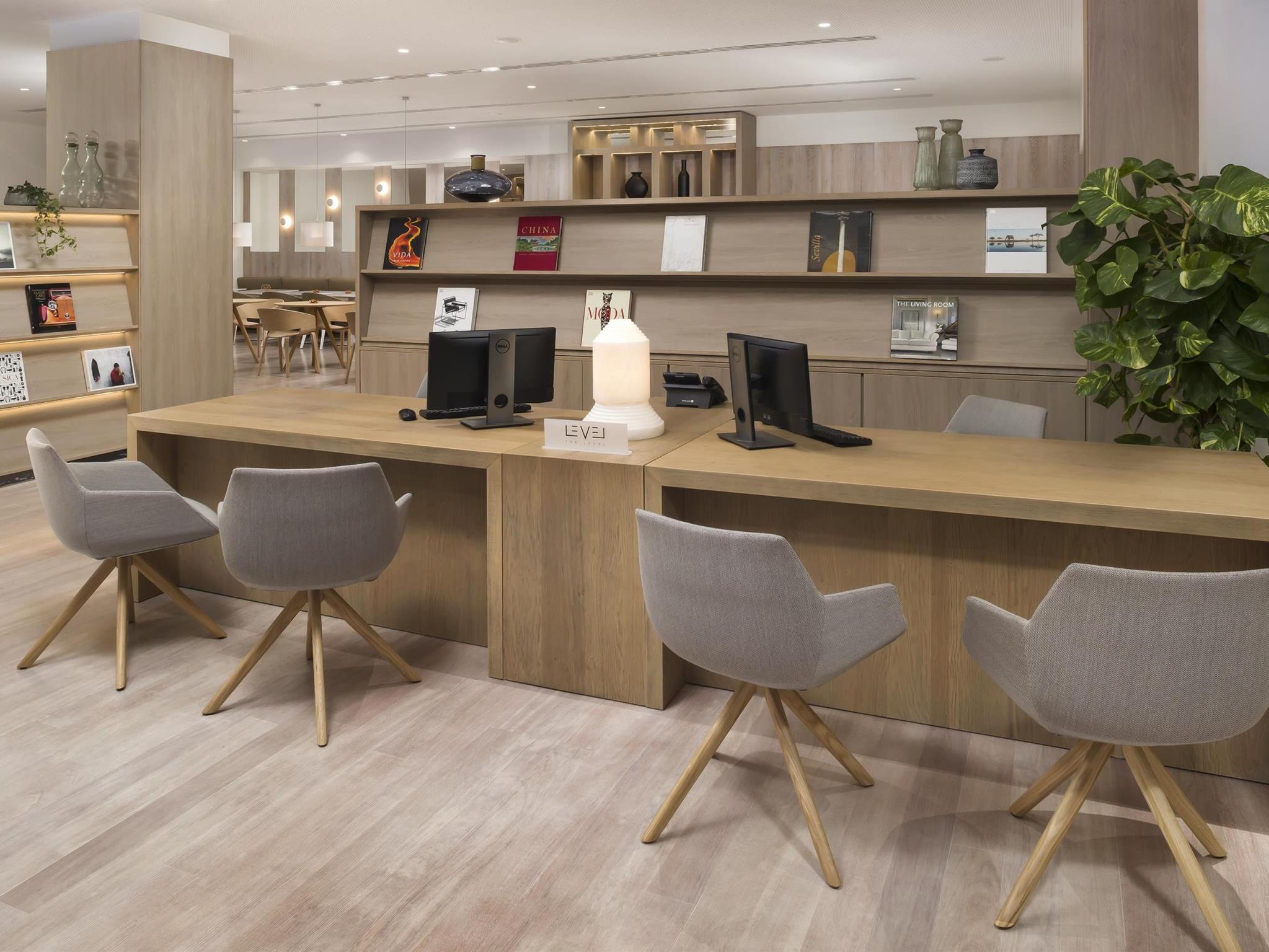 メリア セビリア 写真