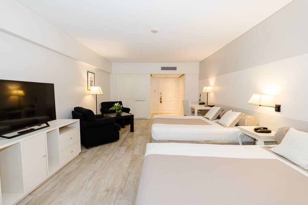 ロイ スイーツ レコルタ ホテル 写真