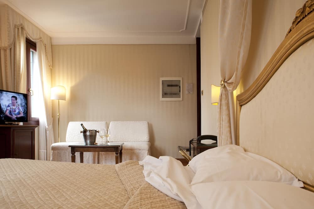 ホテル カ ドーロ ウェニス ディープ カルチャー 写真