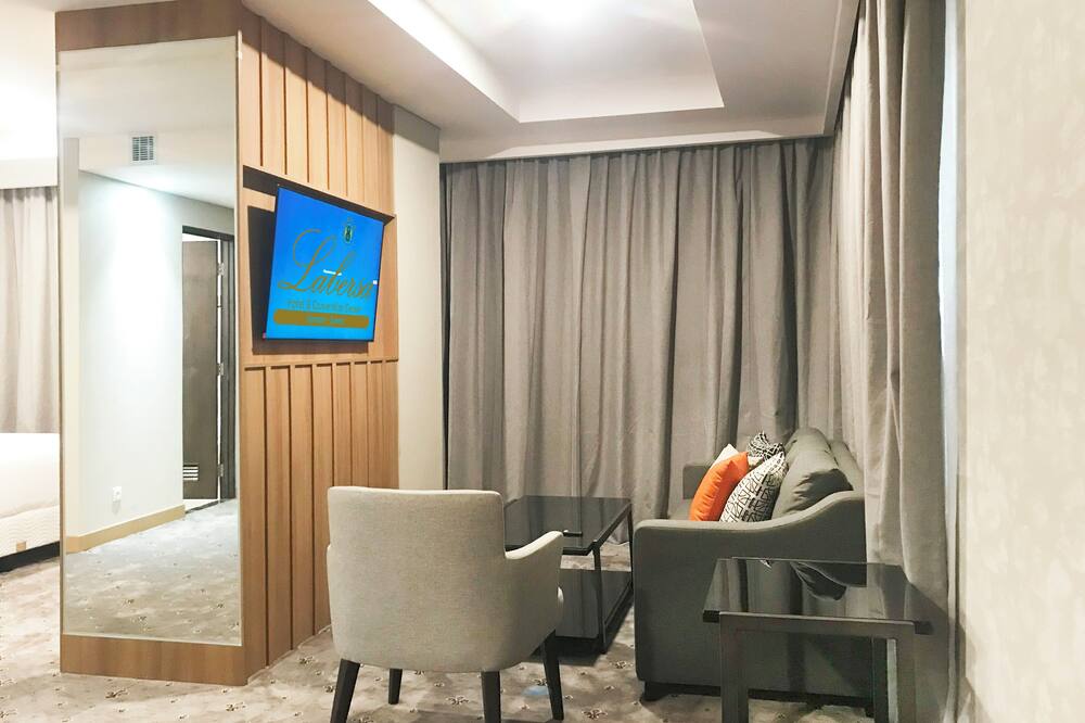 ラベルサ ホテル & コンベンションセンター サモシール 写真