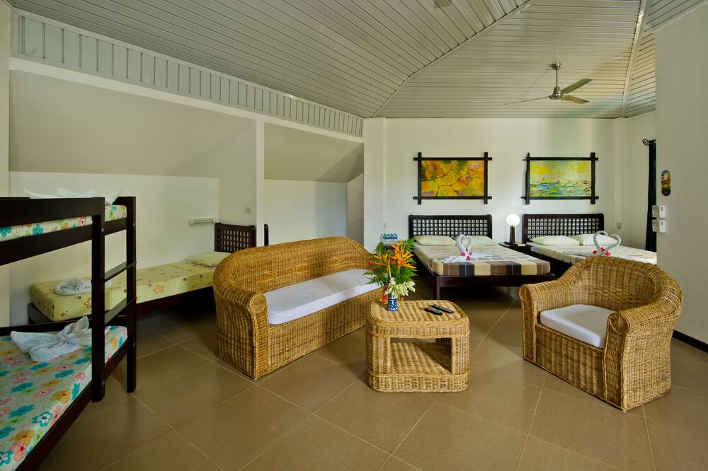 バライ ツコ ガーデン イン 写真