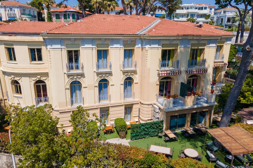 ホテル ル プティ パレ 写真