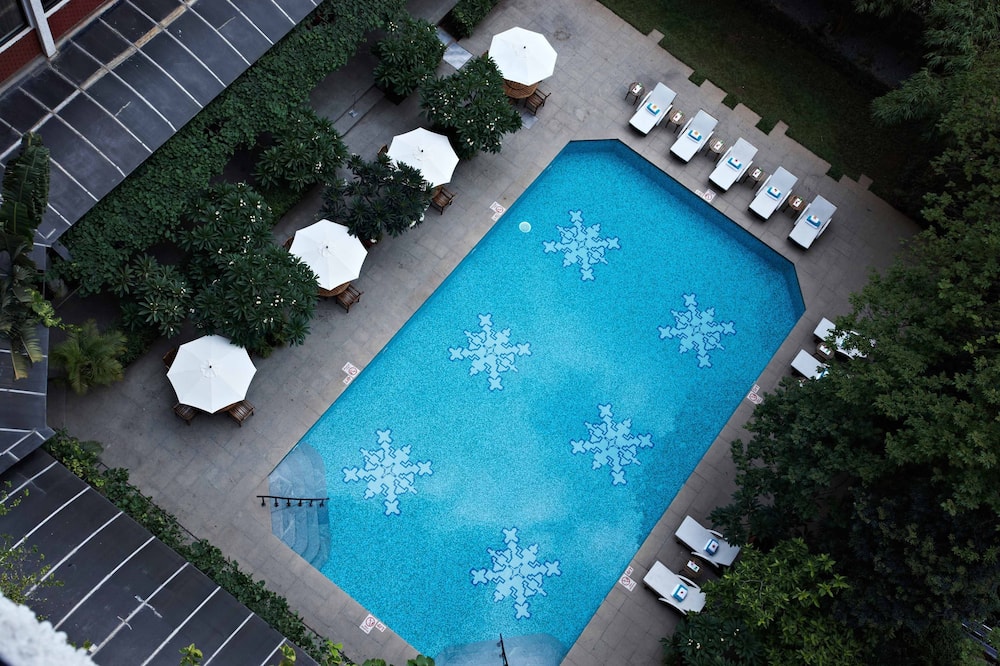 タージ MG ロード 写真