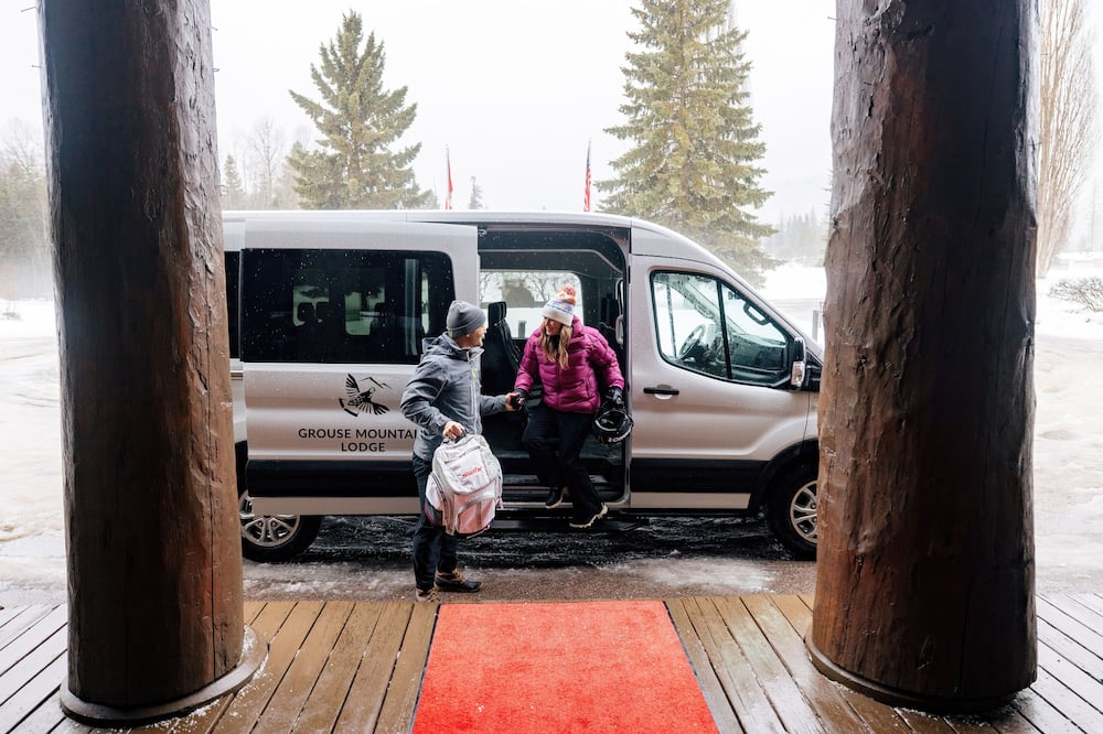 グラウス マウンテン ロッジ 写真