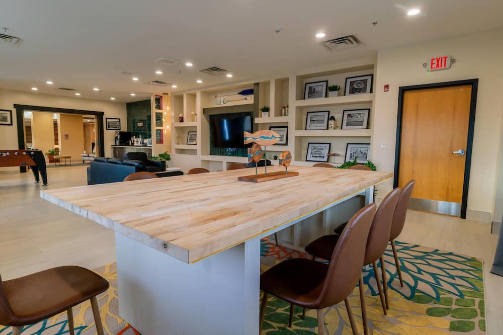 ゲートウェイホテル & スイーツ, アン アセンドコレクションホテル 写真