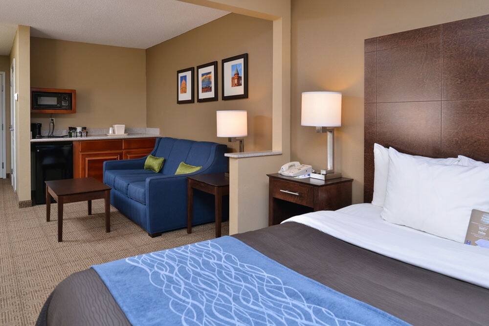 コンフォート イン & スイーツ ブライアント - ベントン 写真